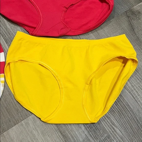 Body By Victoria size Small Hiphugger new without tags - Picture 4 of 8